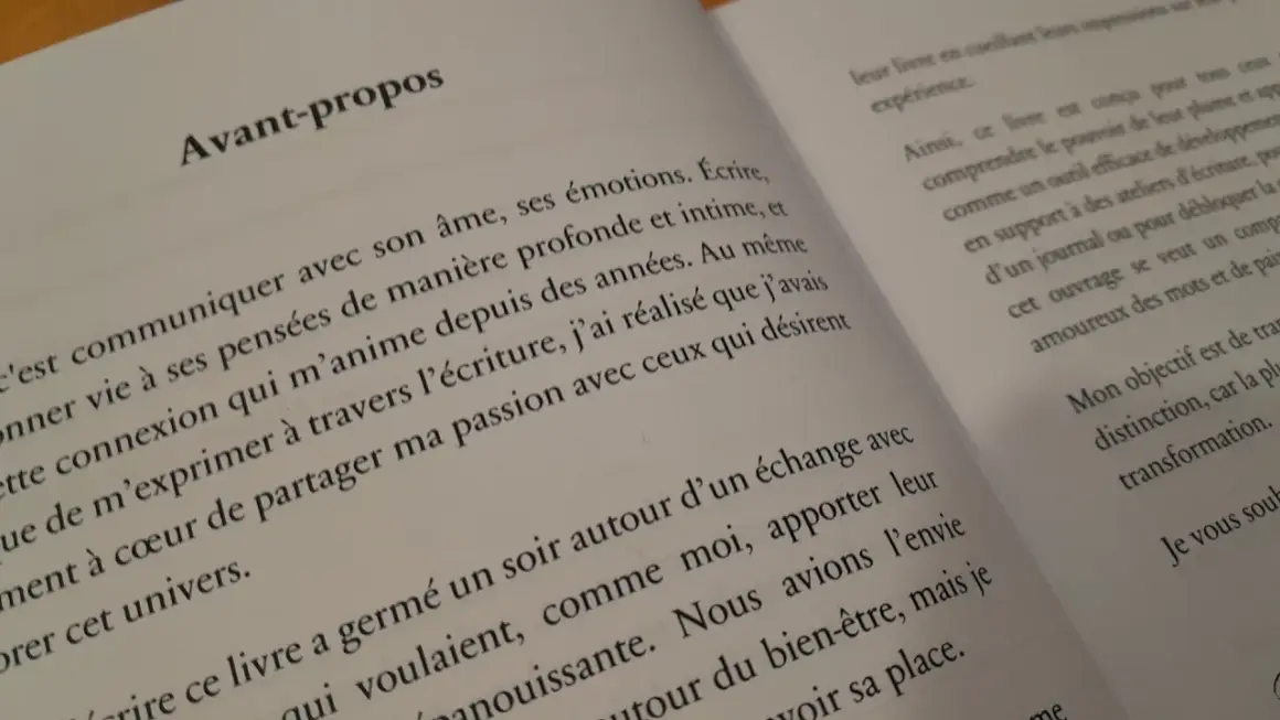 Exemple de préface d'un livre : "Avant-propos" sur une page, texte sur la connexion, la passion et le partage.
